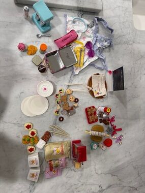 American girl doll assorted kitchen stuff